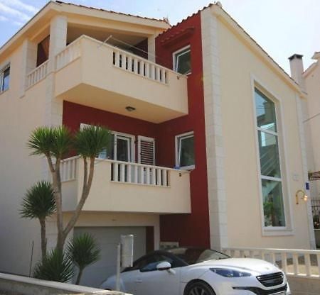 Villa Guliver Slatine Exterior photo